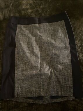 The Limited Two-Tone Pencil Skirt in Gray and Black